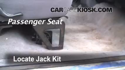 Fix a Flat Tire: Dodge Ram 2500 (1994-2002) - 1997 Dodge Ram 2500 5.9L