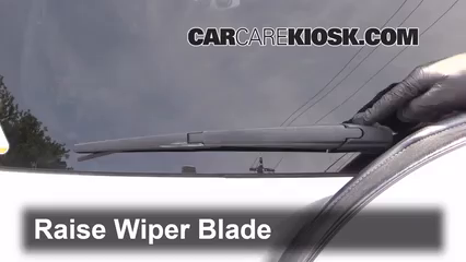 changing rear wiper blade on toyota rav4 #5