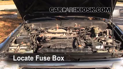 Control de fusible quemado en Toyota Pickup 1990-1995 ... 1990 toyota pickup fuse box 
