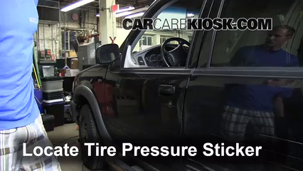 Correct tire pressure 2000 ford explorer