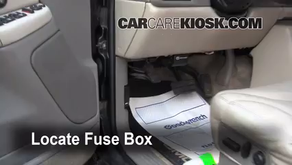 Interior Fuse Box Location: 2000-2006 GMC Yukon XL 2500 ... 2003 envoy xl fuse box location 