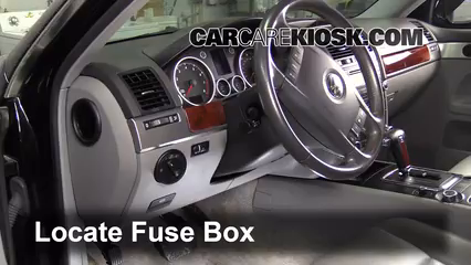 Interior Fuse Box Location: 2004-2010 Volkswagen Touareg ... 2004 touareg fuel fuse box 